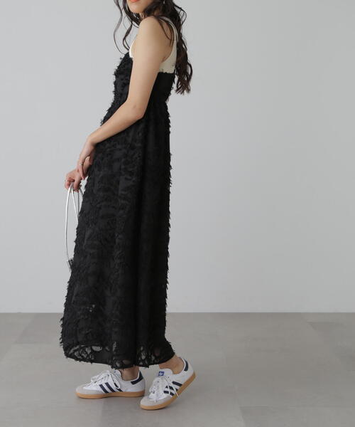 FREE'S MART（フリーズマート）の「◆フリンジジャガードキャミワンピース（ワンピース・レディース・ホワイト/ブラック・SMALL/MEDIUM）」の5枚目の写真