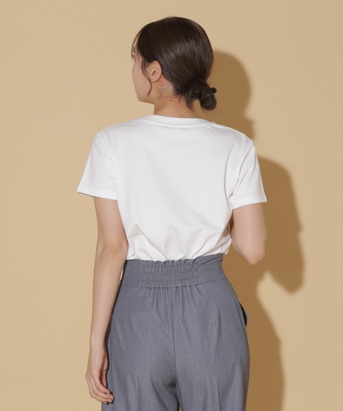 JILL by JILL STUART（ジルバイジルスチュアート）の「◇オーガニックコットンビジューロゴTシャツ（Tシャツ/カットソー・レディース・ホワイト/ブラック・FREE）」の17枚目の写真