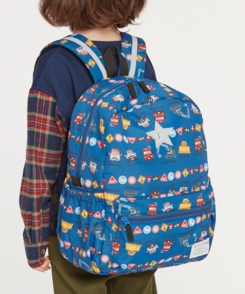 Kids Foret(キッズフォーレ)の「プードル・働く車総柄撥水ボンディングリュック(バックパック/リュック・キッズ・ピンク/ブルー/ライトベージュ/グリーン・M/L)」の1枚目の写真