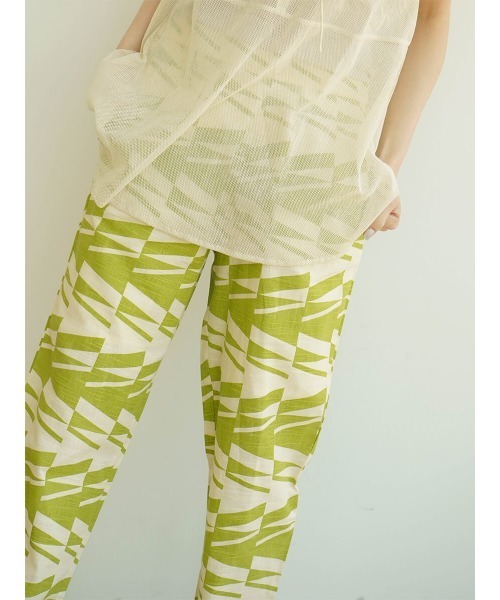 FIKA.(フィーカ)の「Geometric wide pants(その他パンツ・レディース・ライム/ブラック・MEDIUM)」の6枚目の写真
