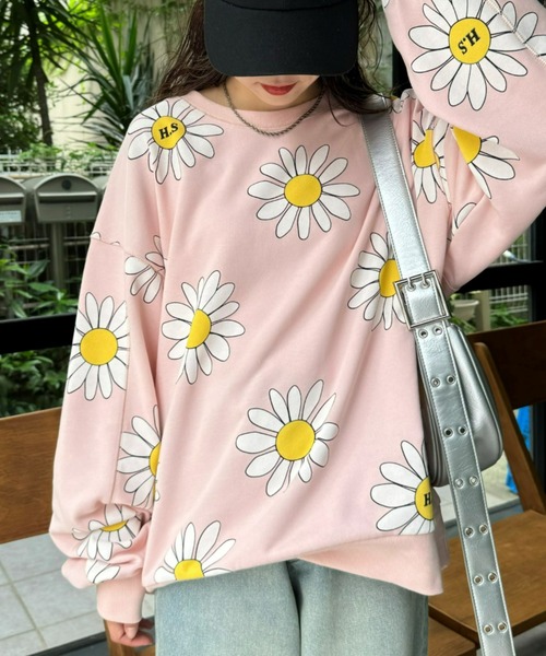 HELLO.SANFRANCISCO（ハローサンフランシスコ）の「【HELLO.SANFRANCISCO】マーガレットプリントオーバースウェット（スウェット・レディース・ピンク/グレー/ブルー/レッド・ONE SIZE）」の21枚目の写真