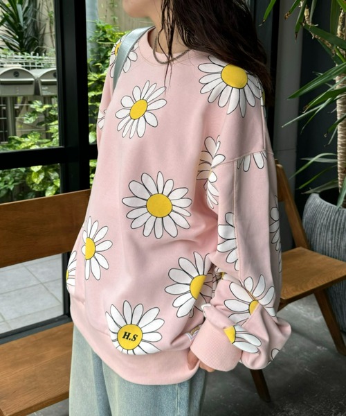 HELLO.SANFRANCISCO（ハローサンフランシスコ）の「【HELLO.SANFRANCISCO】マーガレットプリントオーバースウェット（スウェット・レディース・ピンク/グレー/ブルー/レッド・ONE SIZE）」の22枚目の写真