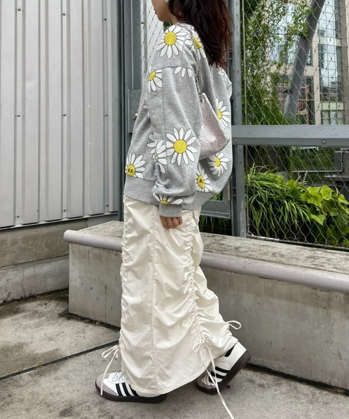 HELLO.SANFRANCISCO（ハローサンフランシスコ）の「【HELLO.SANFRANCISCO】マーガレットプリントオーバースウェット（スウェット・レディース・ピンク/グレー/ブルー/レッド・ONE SIZE）」の10枚目の写真