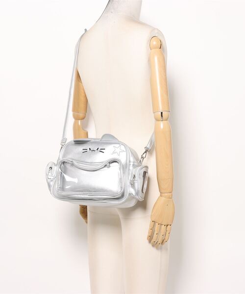 SPINNS（スピンズ）の「ねこ耳ショルダーバッグ（ショルダーバッグ・メンズ・シルバー/ブラック・ONESIZE）」の8枚目の写真