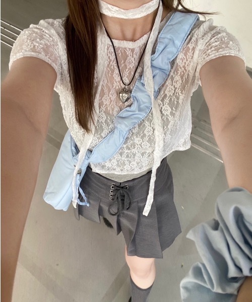 nemne store（ネンネストア）の「【Seoup】ボウタイ付レーストップス（Tシャツ/カットソー・レディース・オフホワイト/ブラック・SMALL/MEDIUM）」の3枚目の写真