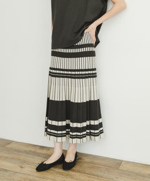 セール】プリーツニットスカート（スカート）｜ITEMS URBANRESEARCH