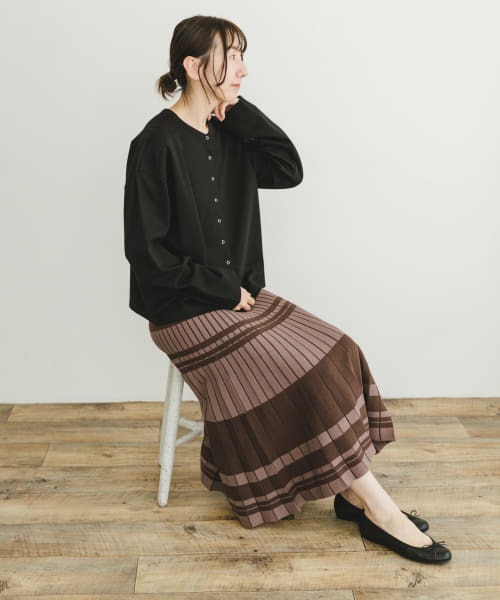 ITEMS URBANRESEARCH(アイテムズ アーバンリサーチ)の「プリーツニットスカート(スカート・レディース・その他/ブラウン/モカ・-/FREE)」の9枚目の写真