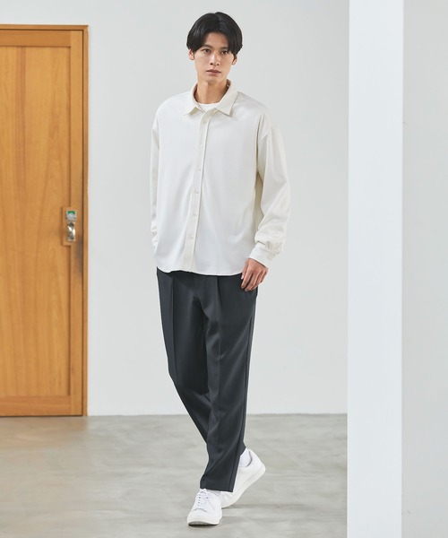 ESSENTIALS WARDROBE(エッセンシャルワードローブ)の「ミクロリブプリーツ長袖ボタンシャツ(シャツ/ブラウス・メンズ・グレー/ブラック/ホワイト・L/M/S/XL)」の12枚目の写真