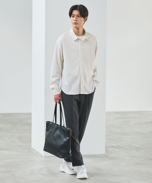 ESSENTIALS WARDROBE(エッセンシャルワードローブ)の「ミクロリブプリーツ長袖ボタンシャツ(シャツ/ブラウス・メンズ・グレー/ブラック/ホワイト・L/M/S/XL)」の16枚目の写真