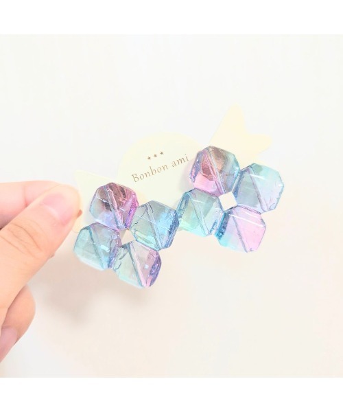 tone(トーン)の「【hazeleyes】透明ブルーのダイヤイヤリング(Bonbonami ボンボンアミ)(MA)(イヤリング・レディース・ブルー・FREE)」の5枚目の写真