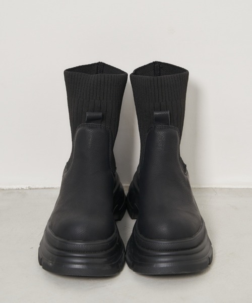 Auntie Rosa Holiday（アンティローザホリデー）の「リブサイドゴアブーツ（ブーツ・レディース・ブラック・39/37）」の5枚目の写真