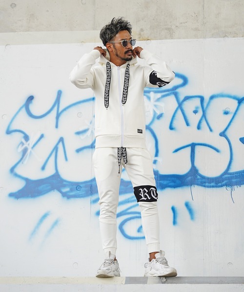 アダムスジャグラーRTEG/JSTフーディー adamsJUGGLER（アダムスジャグラー）の「RTEG/JSTフーディー（パーカー