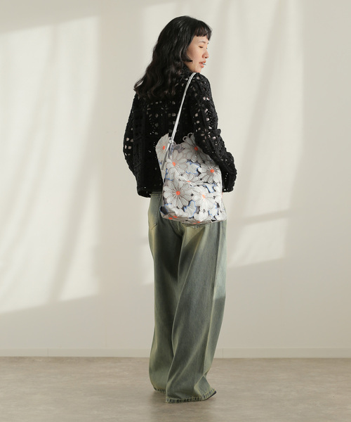 JOINT WORKS(ジョイントワークス)の「HEY! Mrs ROSE/ヘイ!ミセスローズ フラワーシシュウトート 212-140501(トートバッグ・レディース・ブラック/シルバー/ホワイト・FREE)」の21枚目の写真