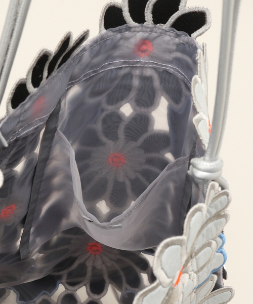 JOINT WORKS(ジョイントワークス)の「HEY! Mrs ROSE/ヘイ!ミセスローズ フラワーシシュウトート 212-140501(トートバッグ・レディース・ブラック/シルバー/ホワイト・FREE)」の10枚目の写真