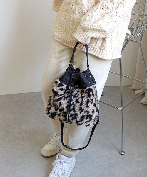 T・S・L（ティーエスエル）の「ボア2wayショルダーバッグ（ショルダーバッグ・レディース・チャコールグレー/レオパード/ベージュ・FREE）」の17枚目の写真