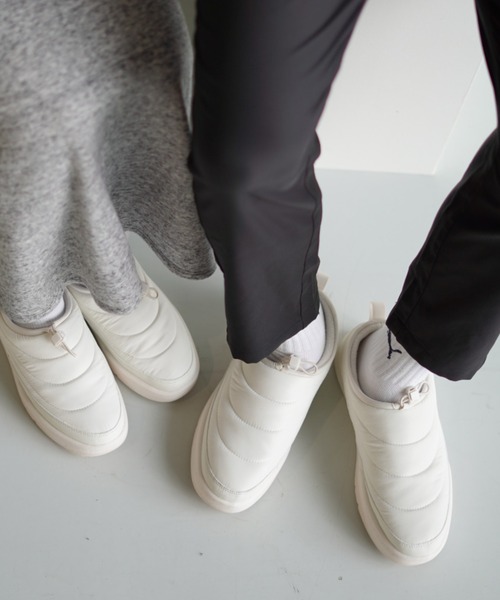 PUMA(プーマ)の「PUMA プーマ ユニセックス パーク ライフスタイル スリッポン スニーカー(スニーカー・メンズ・ブラック系その他/グレー系その他/ブラウン系その他・23.5cm/23.0cm/24.5cm/24.0cm/27.5cm/29.0cm/28.5cm/22.0cm/22.5cm/26.0cm/25.5cm/27.0cm/26.5cm/25.0cm/30.0cm/29.5cm/28.0cm)」の4枚目の写真