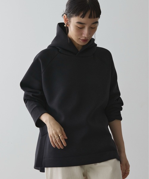 AMERICAN HOLIC（アメリカンホリック）の「サイドスリットポンチパーカー（パーカー・レディース・グレイッシュベージュ/グレー系その他/ダークネイビー・M/L）」の9枚目の写真