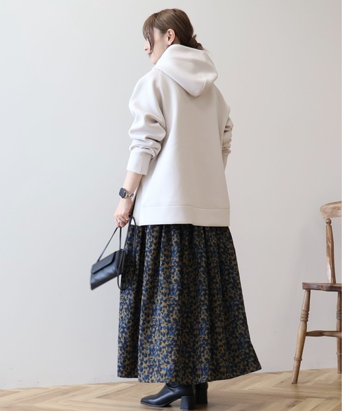 AMERICAN HOLIC（アメリカンホリック）の「サイドスリットポンチパーカー（パーカー・レディース・グレイッシュベージュ/グレー系その他/ダークネイビー・M/L）」の16枚目の写真