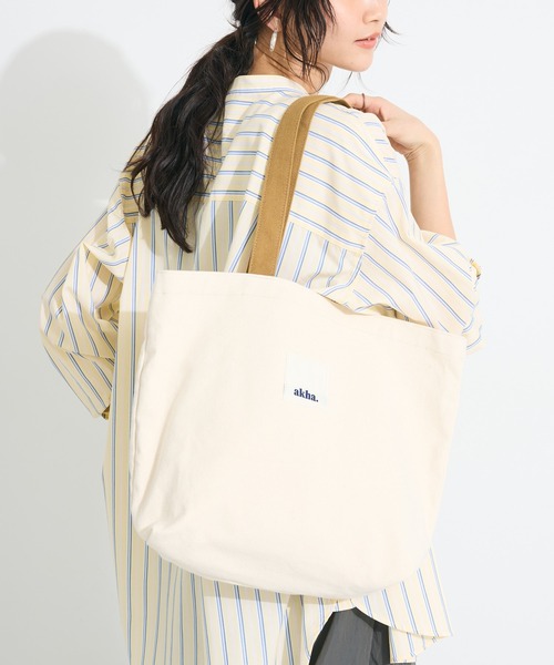 CRAFT STANDARD BOUTIQUE（クラフトスタンダードブティック）の「【追加】akha. キャンバストート/A4サイズ（トートバッグ・レディース・グレー/ナチュラル/ラベンダー・FREE）」の3枚目の写真