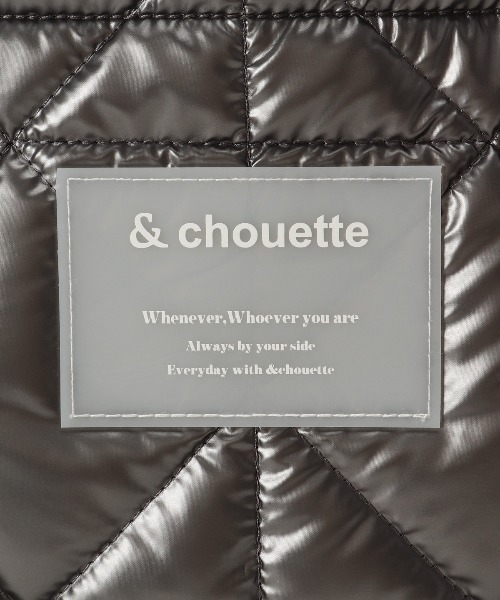 & chouette(アンドシュエット)の「メタリックカラーキルティングトートバッグ(トートバッグ・レディース・ダークグレー/ホワイト/スモークピンク/ネイビー・FREE)」の8枚目の写真