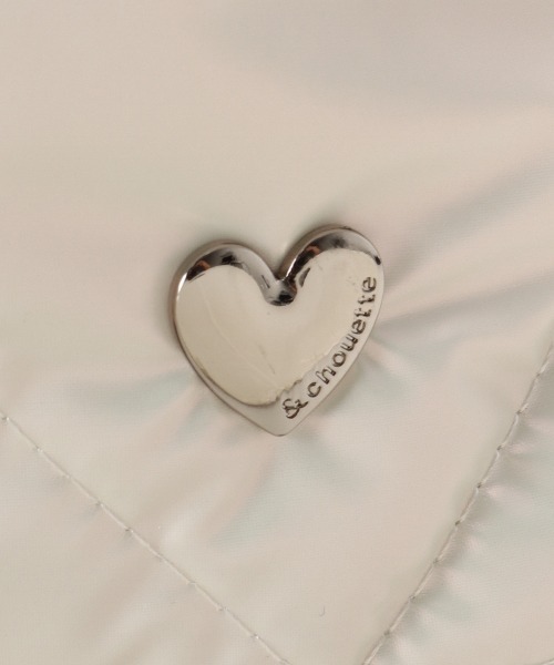 & chouette(アンドシュエット)の「メタリックカラーキルティングトートバッグ(トートバッグ・レディース・ダークグレー/ホワイト/スモークピンク/ネイビー・FREE)」の15枚目の写真