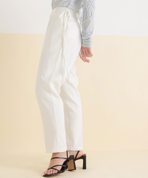 rectangle（レクタングル）の「サイドリボンテーパードパンツ【大きいサイズ有】（その他パンツ・レディース・ブラック/ドット/ホワイト・MEDIUM/LARGE/X-LARGE/XX-LARGE）」の2枚目の写真