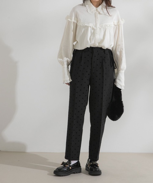rectangle（レクタングル）の「サイドリボンテーパードパンツ【大きいサイズ有】（その他パンツ・レディース・ブラック/ドット/ホワイト・MEDIUM/LARGE/X-LARGE/XX-LARGE）」の5枚目の写真