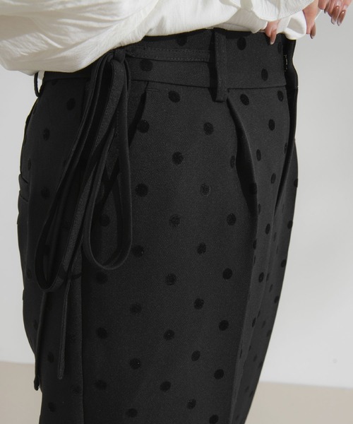 rectangle（レクタングル）の「サイドリボンテーパードパンツ【大きいサイズ有】（その他パンツ・レディース・ブラック/ドット/ホワイト・MEDIUM/LARGE/X-LARGE/XX-LARGE）」の10枚目の写真