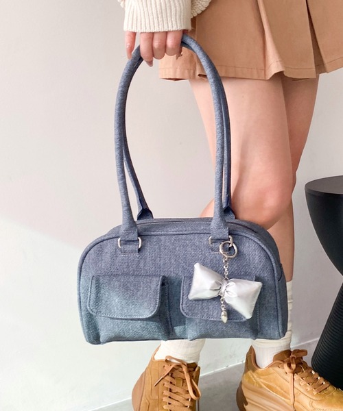 WEGO（ウィゴー）の「WEGO/チャーム付きボストンバッグ（ボストンバッグ・レディース・ホワイト/ブラウン系その他/ブラック/ブルー系その他/ワイン/ライトピンク・FREE）」の10枚目の写真