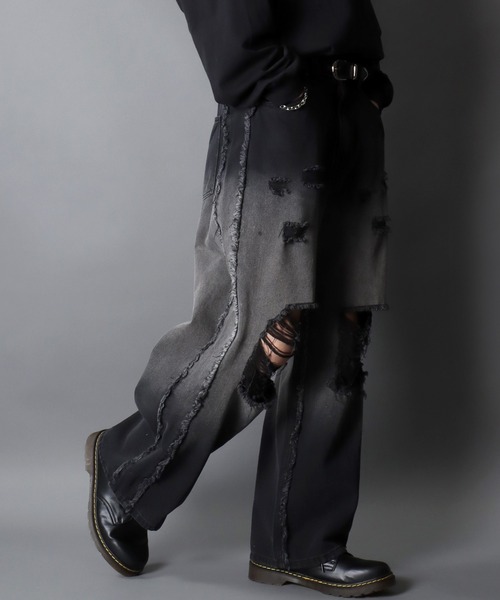 SITRY（シトリー）の「Side Fringe Gradation Denim Pants/サイドフリンジ グラデーション ダメージ加工 バギーデニムパンツ ワイドデニムパンツ（デニムパンツ・メンズ・サックスブルー/ブラック・M/L）」の21枚目の写真