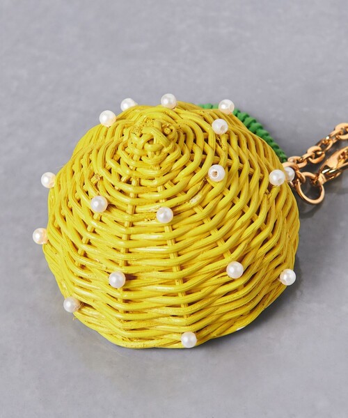 UNITED ARROWS（ユナイテッドアローズ）の「ラタン チャーム②（キーホルダー・レディース・ケリーグリーン/イエロー/レッド/ブラウン・FREE）」の12枚目の写真