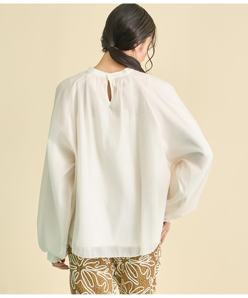 Settimissimo（セッティミッシモ）の「マット シアー レイヤード ボリュームスリーブ ブラウス（シャツ/ブラウス・レディース・オフホワイト/ブラック・FREE）」の8枚目の写真