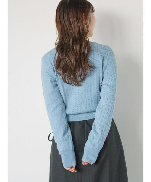 ehka sopo（エヘカソポ）の「細ケーブル刺繍カーディガン（カーディガン/ボレロ・レディース・サックスブルー/ブラック/キナリ/ラベンダー・F）」の14枚目の写真