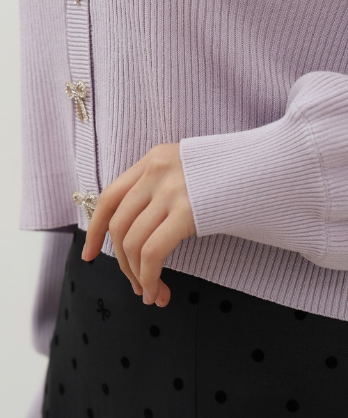 ASTORIA ODIER（アストリアオディール）の「ビジューリボンリブカーディガン（カーディガン/ボレロ・レディース・ホワイト/ネイビー/ミント/ラベンダー・SMALL/MEDIUM）」の11枚目の写真