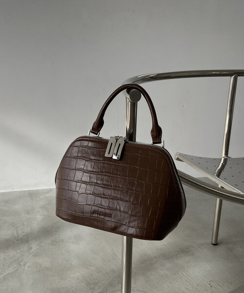 CAPRICIEUX LE'MAGE（カプリシューレマージュ）の「〈ADD CULUMN/アドカラム〉FIGRE SQUARE BOSTON（ボストンバッグ・レディース・ブラウン/ブラック・FREE）」の11枚目の写真