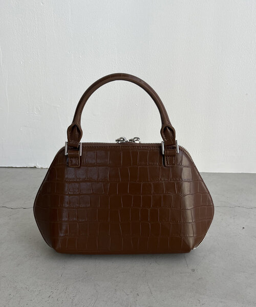 CAPRICIEUX LE'MAGE（カプリシューレマージュ）の「〈ADD CULUMN/アドカラム〉FIGRE SQUARE BOSTON（ボストンバッグ・レディース・ブラウン/ブラック・FREE）」の18枚目の写真