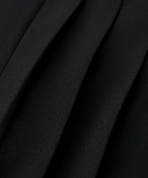 le.coeur blanc(ルクールブラン)の「ツインクロスサイドプリーツベスト(その他アウター・レディース・ベージュ/ネイビー・38)」の21枚目の写真