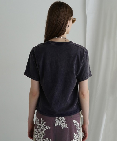 ROSE BUD(ローズバッド)の「LOGO T-SHIRT(Tシャツ/カットソー・レディース・レッド/ブルー/ネイビー・ONE SIZE)」の11枚目の写真