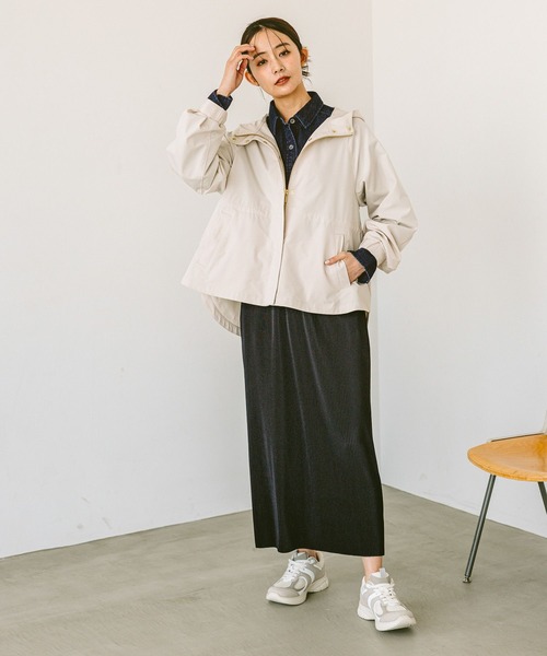 GLOBAL WORK(グローバルワーク)の「撥水軽やかマンパ/243794(マウンテンパーカー・レディース・ベージュ/ネイビー/アイボリー/カーキ・LARGE/MEDIUM)」の5枚目の写真