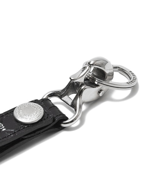 CRIMIE（クライミー）の「LEATHER KEY HOLDER（キーケース/キーアクセサリー・メンズ・ブラック×シルバー・ONE SIZE）」の2枚目の写真