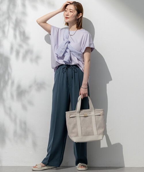 23区 L（ニジュウサンクオオキイサイズ）の「LIBECO ベーシック シャツ（シャツ/ブラウス・レディース・ネイビー系/オレンジ系1/ダークグリーン系1/ダークブラウン系1/ふじ色系1/ホワイト系/ローズ系/ベージュ系・44/46/48/50）」の10枚目の写真