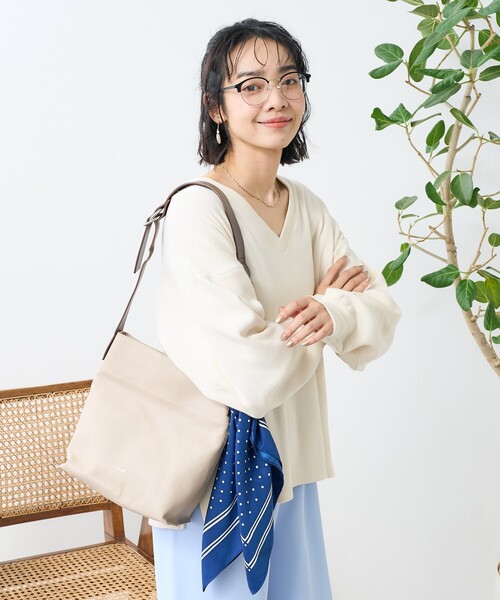 FREAK'S STORE(フリークスストア)の「アーミーフライス VネックロンT/無地 リブVネックロンT(Tシャツ/カットソー・レディース・オフホワイト/チャコールグレー/グレー/サックスブルー・フリ-)」の13枚目の写真