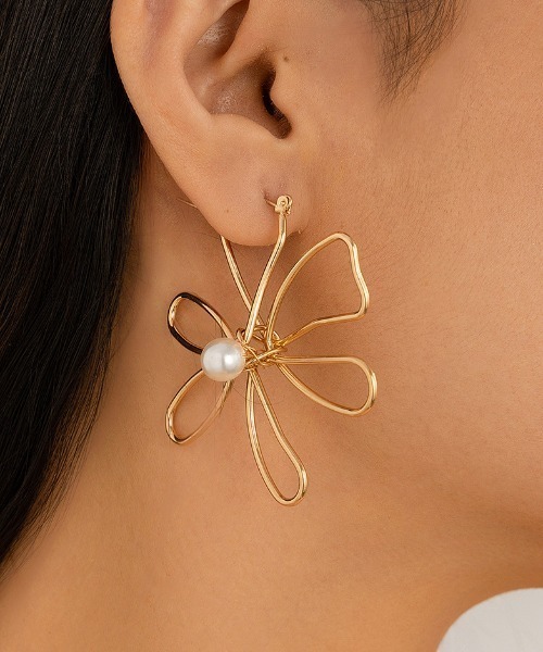 Burner(バーナー)の「【OKUOKU 0909】フラワー シンプル デザイン 両耳ピアス oku-pierce-724969757453-4【RBTS】(ピアス(両耳用)・レディース・シルバー/ゴールド/ゴールド系その他/シルバー系その他・FREE)」の5枚目の写真