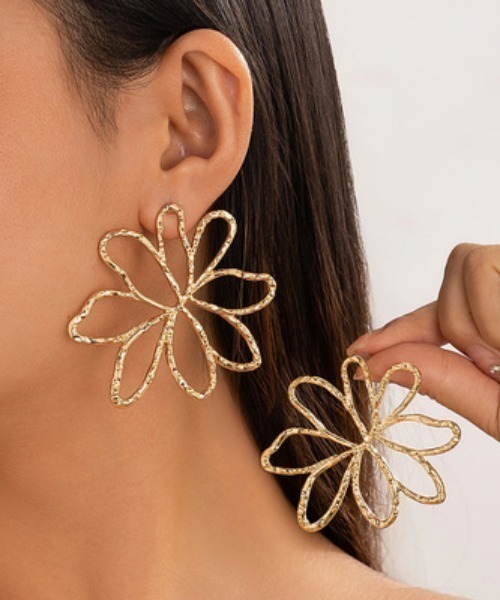 Burner(バーナー)の「【OKUOKU 0909】フラワー シンプル デザイン 両耳ピアス oku-pierce-724969757453-4【RBTS】(ピアス(両耳用)・レディース・シルバー/ゴールド/ゴールド系その他/シルバー系その他・FREE)」の6枚目の写真