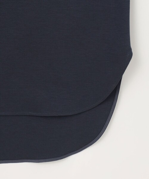 自由区(ジユウク)の「ハイツイストポンチスリーブディティール カットソー(Tシャツ/カットソー・レディース・ダルブルー系/ライトグレー系/ネイビー系/アイボリー系・32)」の18枚目の写真