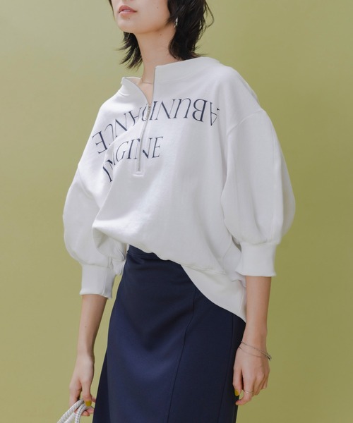 Eimee Law（エイミーロウ）の「テキストプリント ハーフジップボートネックスウェット（Tシャツ/カットソー・レディース・ダークネイビー/オフホワイト/アイボリー・FREE）」の9枚目の写真