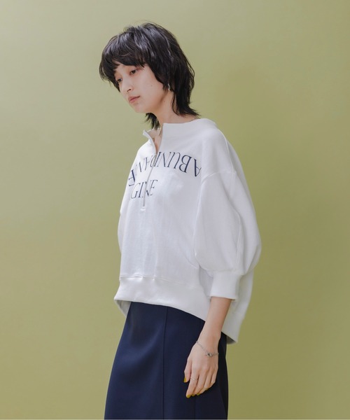 Eimee Law（エイミーロウ）の「テキストプリント ハーフジップボートネックスウェット（Tシャツ/カットソー・レディース・ダークネイビー/オフホワイト/アイボリー・FREE）」の10枚目の写真