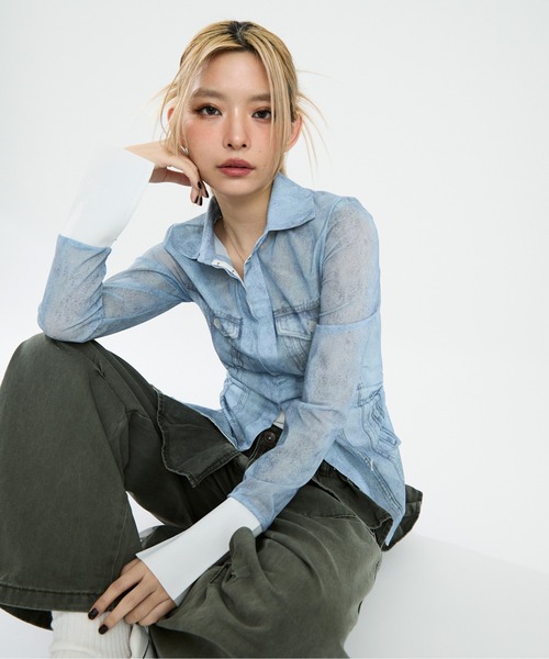 Clum(クルム)の「デニムプリントタイトトップス(Tシャツ/カットソー・レディース・ブルー・SMALL/MEDIUM)」の8枚目の写真