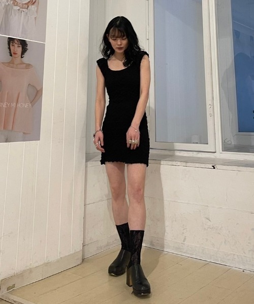 honeymihoney コットン　オフショルダー　ワンピース　ブラック honeymihoney コットンオフショルダーワンピースブラック