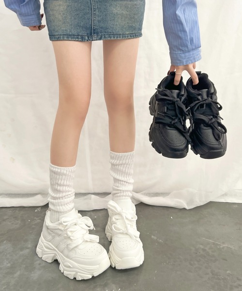 Shoes in Closet(シューズインクローゼット)の「【再入荷】+10.0㎝ 厚底 インヒール入り 2WAY ダブルリボン シューレース ボリューム スニーカー 2495(スニーカー・レディース・ブラック/ホワイト・S/M/L/LL)」の20枚目の写真